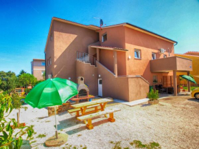  Apartments Dario 1480  Лижнян